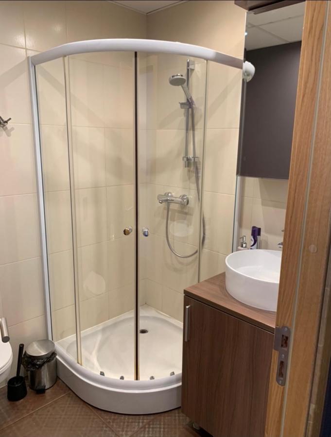 Fancy 2 bed condo in Riga centre Esterno foto